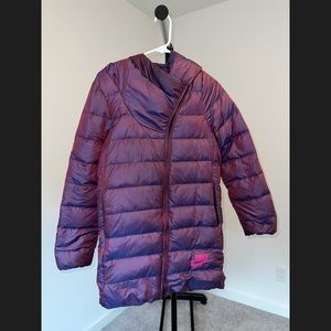 Nike SPORTWEAR Puffer Down Hooded Jacket Iridescent Bordeaux XL